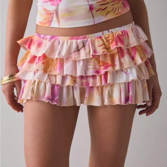 NWT Urban Outfitters Out From Under Cammy Ruffle Trim Micro Skort - Picture 4 of 11